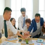 Cara meningkatkan operational efficiency perusahaan jasa dengan workflow otomatis penuh yang efektif dan efisien?